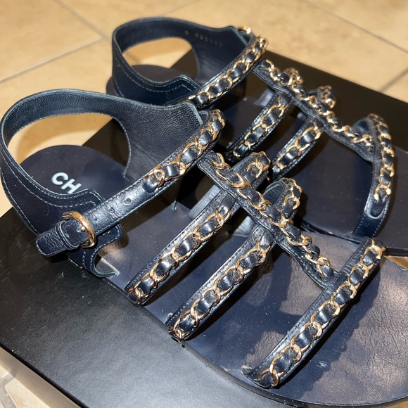 Chanel Chain Flat Sandals - Picture 11 of 11